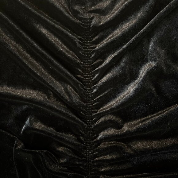 NWT Torrid Black Velvet Ruched Off Shoulder Top Stretch 3/4 Sleeve Size 4X - Picture 3 of 11